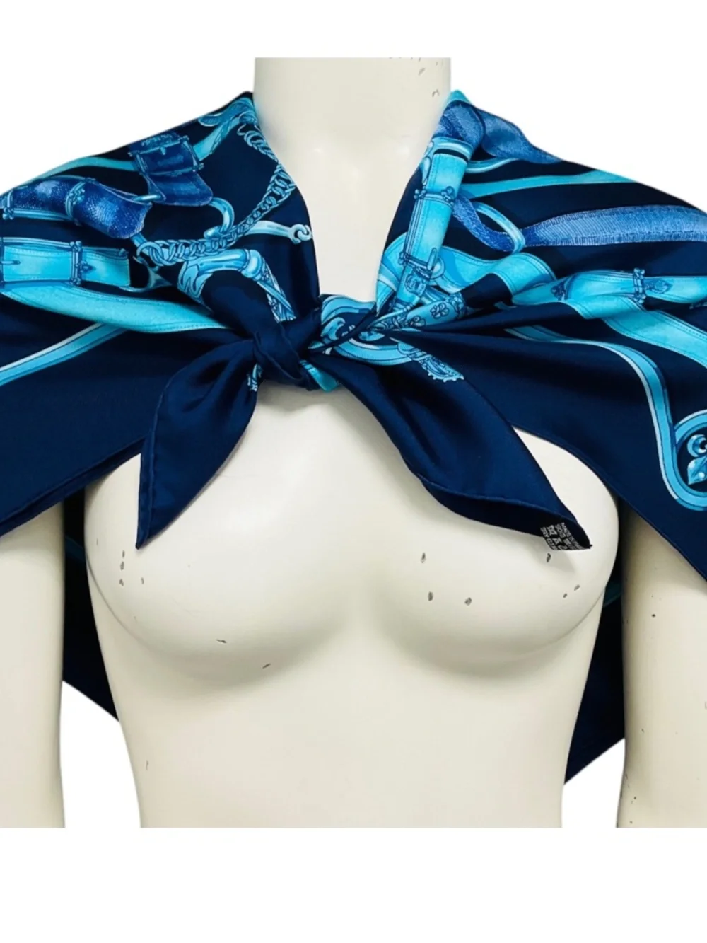 HERMES NAVY BLUE / TURQUOISE CAVALCADOUR PRINT SQUARE SILK TWILL SCARF